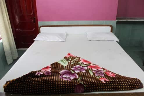 Almora Bhawan Vijay Luxmi Yatri Niwas, Haridwar 2